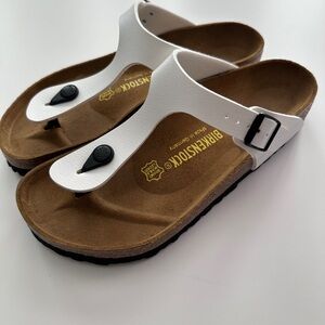 NEW Birkenstock Gizeh Birko-Flor Sandals - Size 39